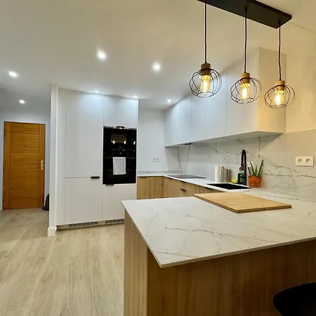 Con Gran Terraza Apartman *